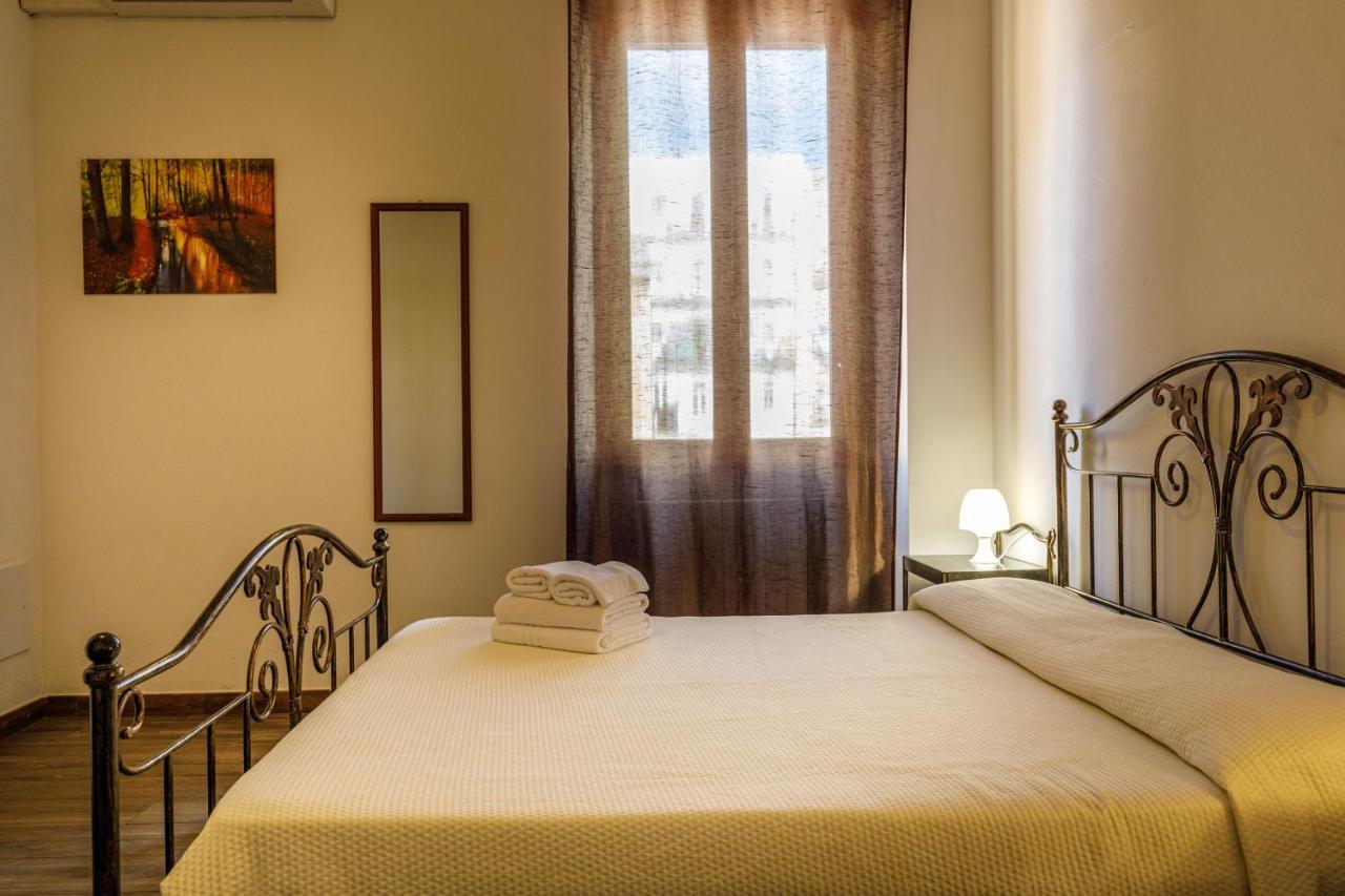 Onlyrooms I - Central & Quiet Area Cagliari Eksteriør billede