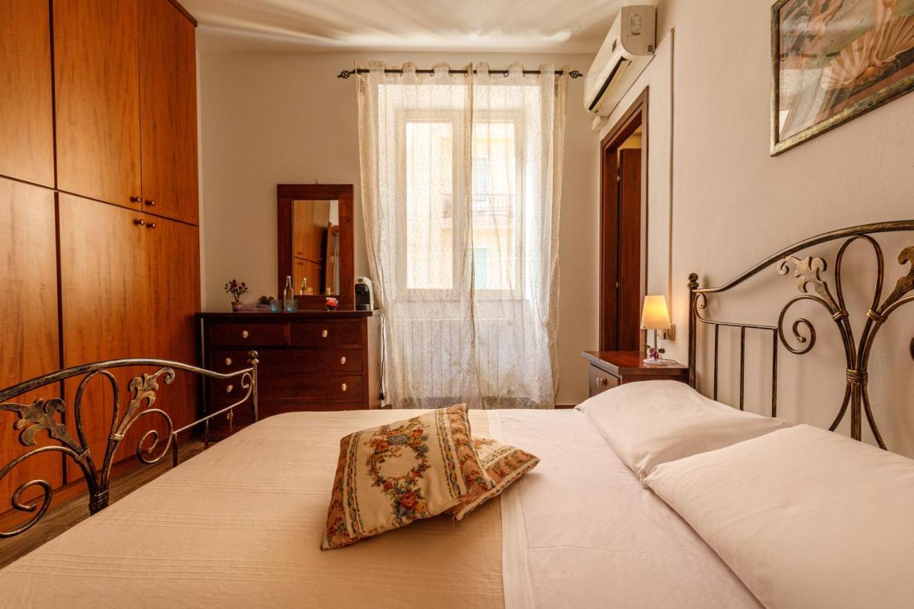 Onlyrooms I - Central & Quiet Area Cagliari Eksteriør billede